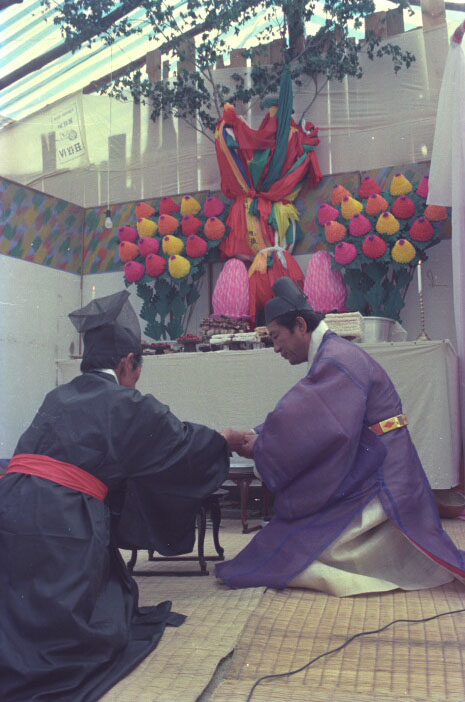 1981.6.5 강릉 단오제001.jpg